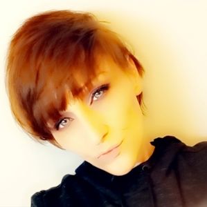 Meet your Posher, Gina